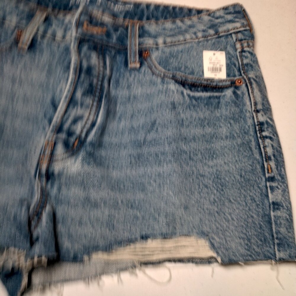 Old Navy Jean Shorts Women 10 OG Straight Light Wash Denim Distressed Button Fly - Picture 13 of 15